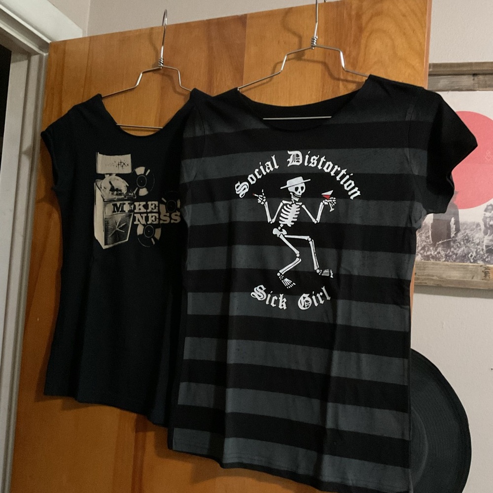 Social Distortion tshirts